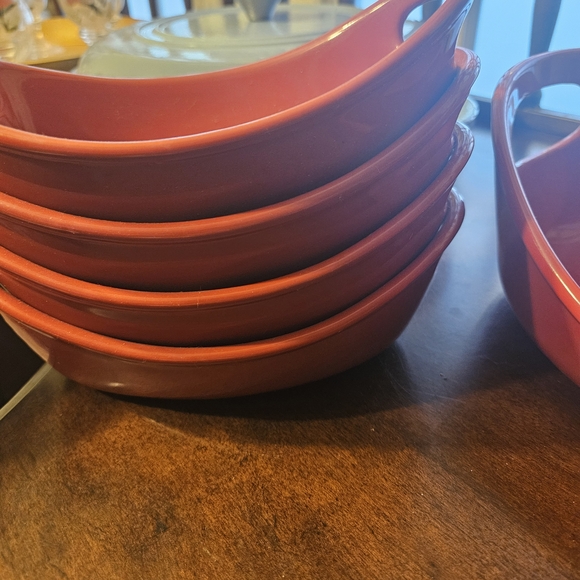 Rachael Ray Bold Red Ceramic Dish - Picture 3 of 7